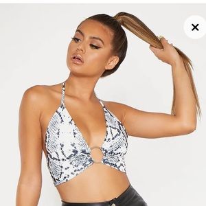 NEW WITH TAGS PrettyLittle Thing Plunge Ring Bralet Detail